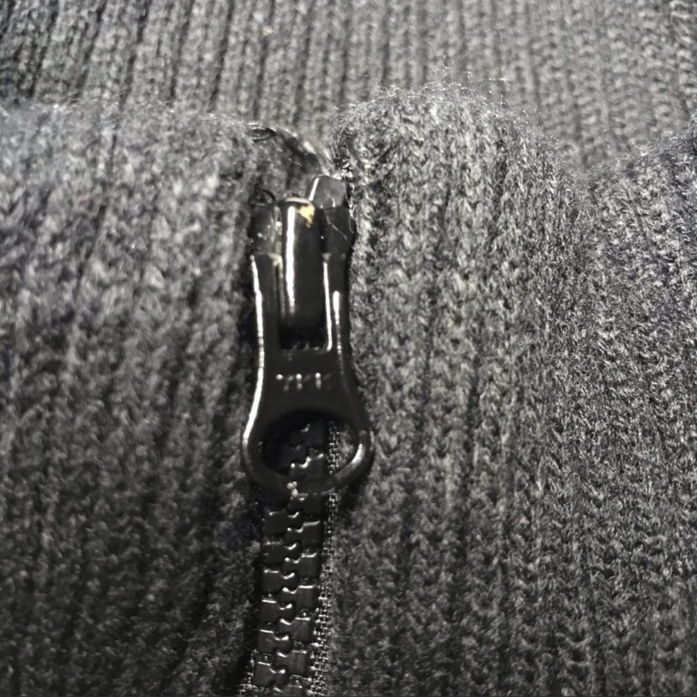 Old Navy Quilted Puffer Vest Knit Mock Turtleneck Shiny Black Size Small - Picture 6 of 10